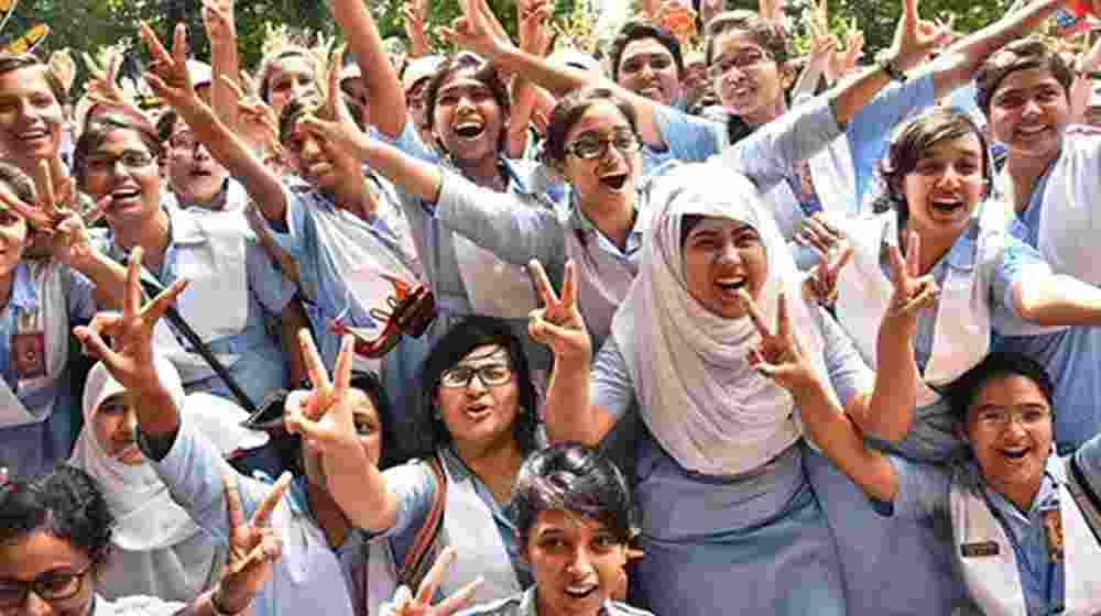এইচএসসির ফল প্রকাশ, পাশের হার ৭৭.৭৮
