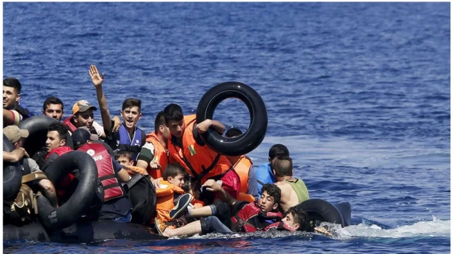 লাম্পেদুসার কাছে নৌকাডুবি: ২৬ অভিবাসীর মৃত্যু, নিখোঁজ আরও বহুজন