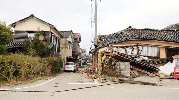 জাপানে শক্তিশালী ভূমিকম্পে আহত ৩০