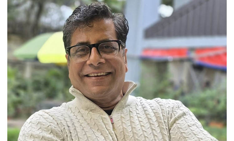 সন্ত্রাসবিরোধী আইনে গ্রেফতার সাংবাদিক আনিস আলমগীর