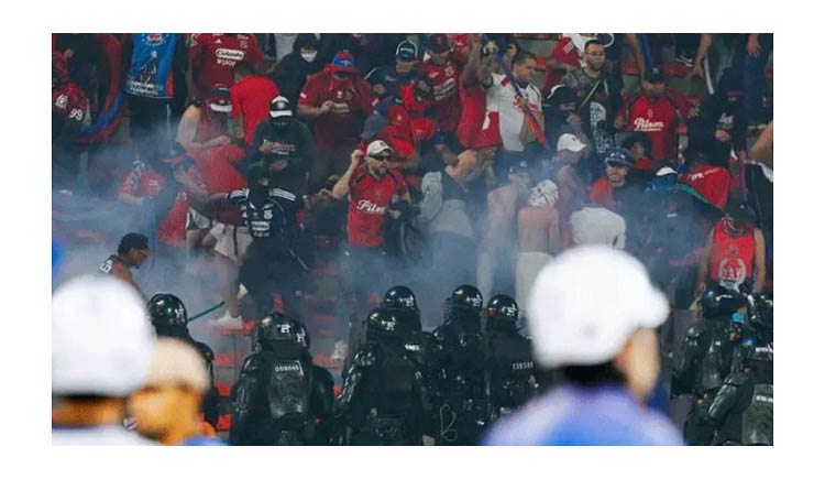 ফুটবল ম্যাচকে কেন্দ্র করে কলম্বিয়ায় সংঘর্ষ, আহতের সংখ্যা ৫৯